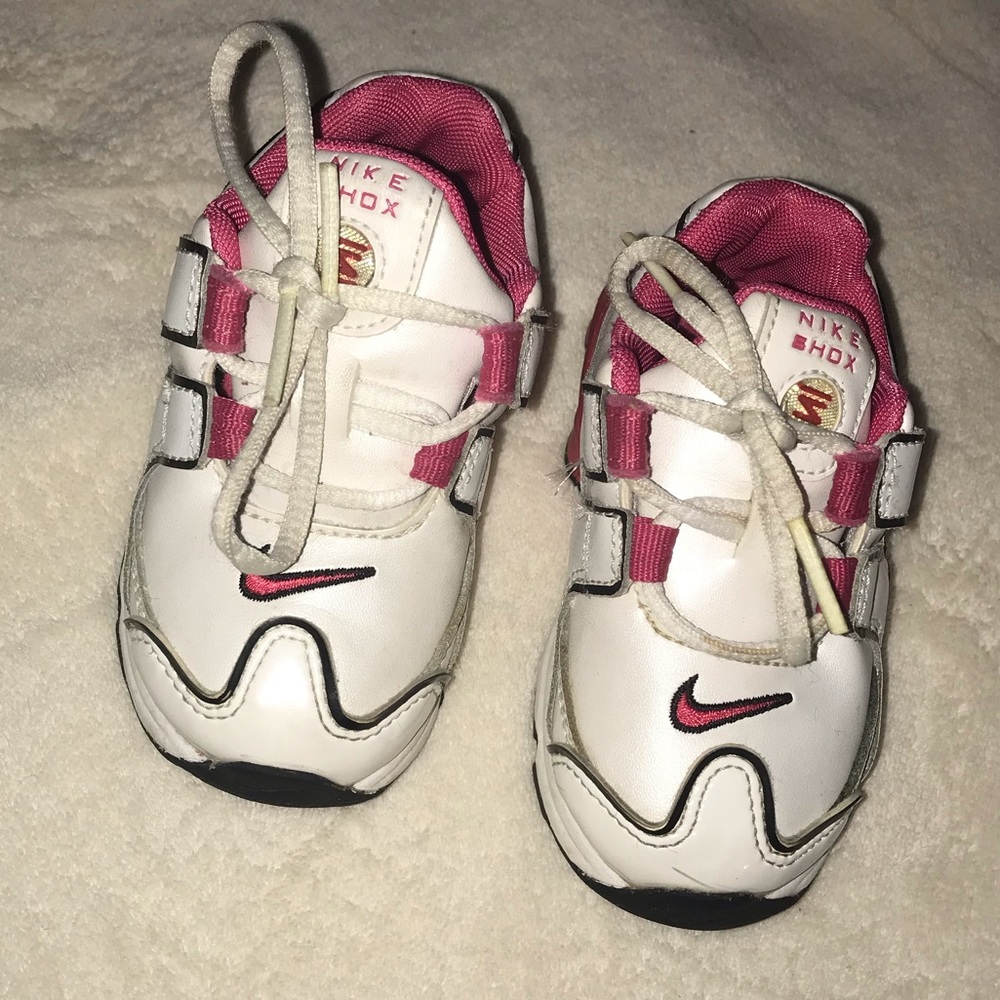 Sneakers for girls.